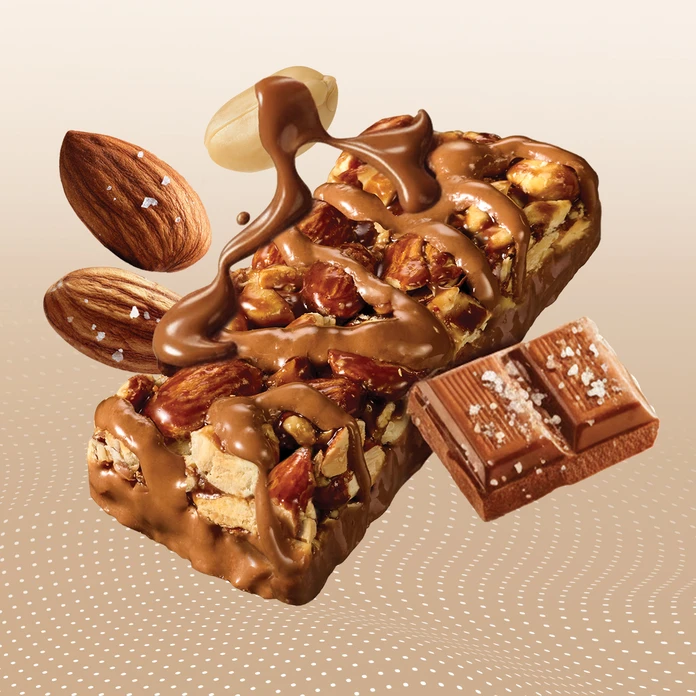 OSHEE Wholenut baton z całymi orzechami migdał &amp; sól 40 g