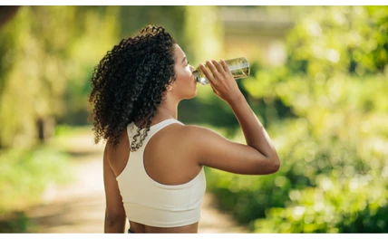 Czym się różni izotonik od napoju energetycznego?